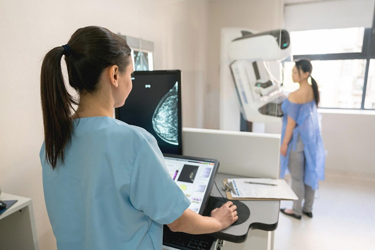 Chụp X quang giúp chẩn đoán chính xác bệnh
