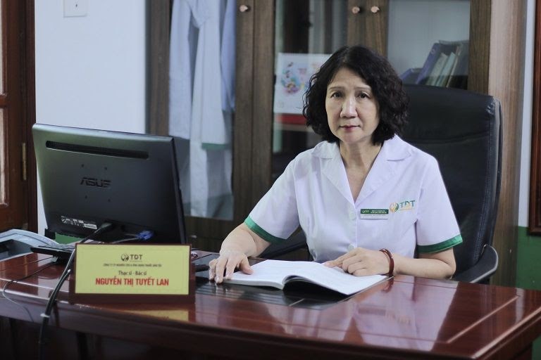 Bác sĩ Tuyết Lan đánh giá cao bài thuốc Nội tiết Đỗ Minh