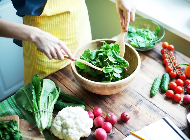 Người bệnh nên ăn nhiều rau xanh để phục hồi sức khỏe