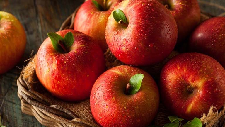 Quả táo giúp tăng cường sức khỏe xương khớp