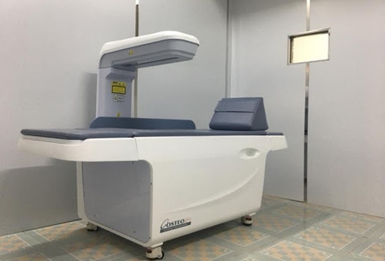 Máy đo loãng xương DEXA scan chủ yếu được sử dụng ở các bệnh viện lớn