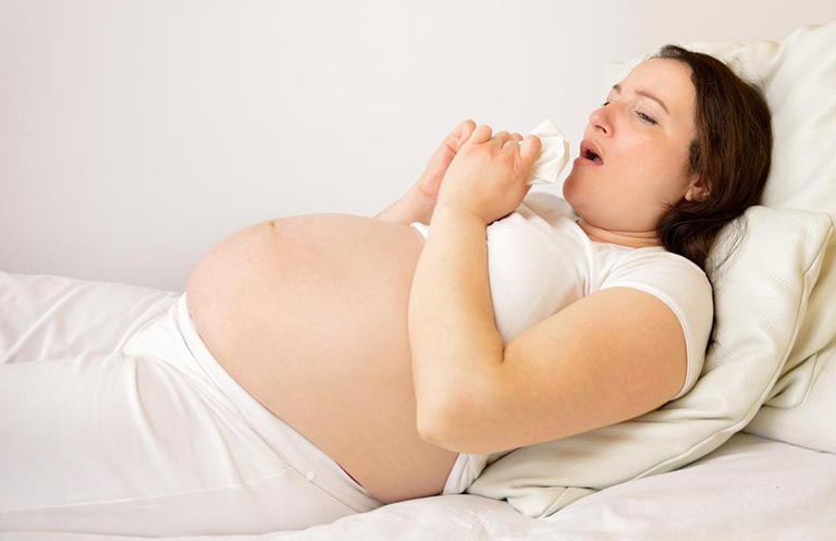 Trào ngược dạ dày khi mang thai tiềm ẩn nhiều nguy hiểm
