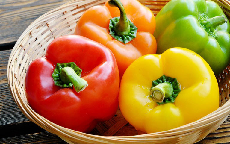 Nên ăn gì nhiều vitamin A? Ớt chuông, đặc biệt ớt chuông đỏ