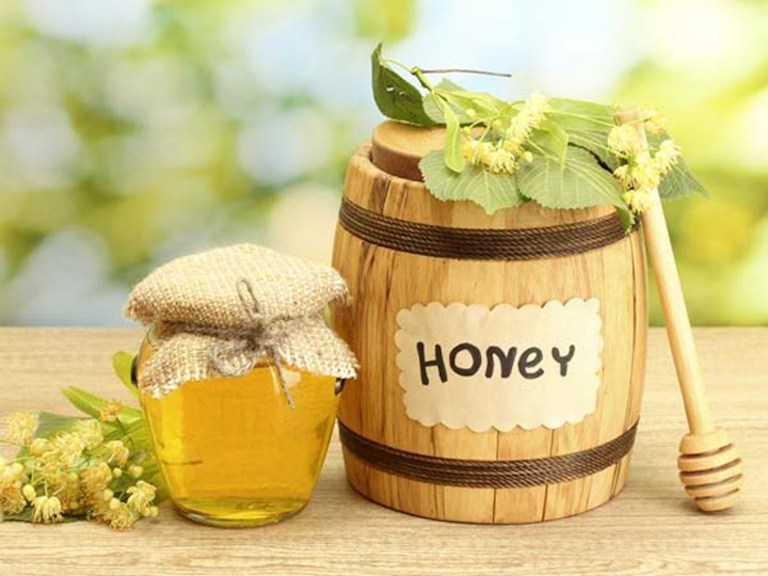 Mật ong có khả năng tiêu viêm và làm loãng nọc độc trong cơ thể