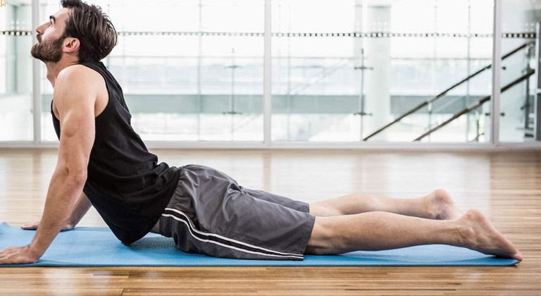 Các bài tập Yoga rất có lợi cho nam giới