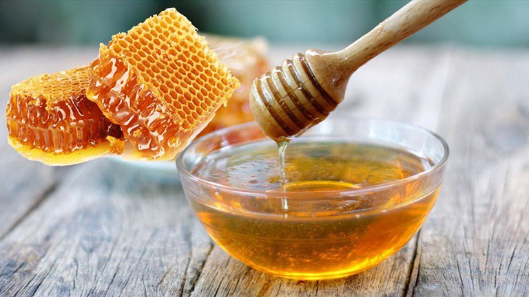 Không nên kết hợp mật ong với hành tây