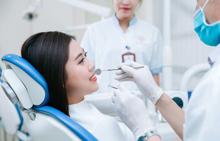 Nếu tình trạng đau răng lâu ngày không khỏi, người bệnh nên đến gặp bác sĩ