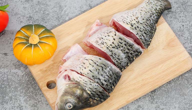 Bệnh gout ăn được cá gì? Cá chép, cá rô và cá quả 