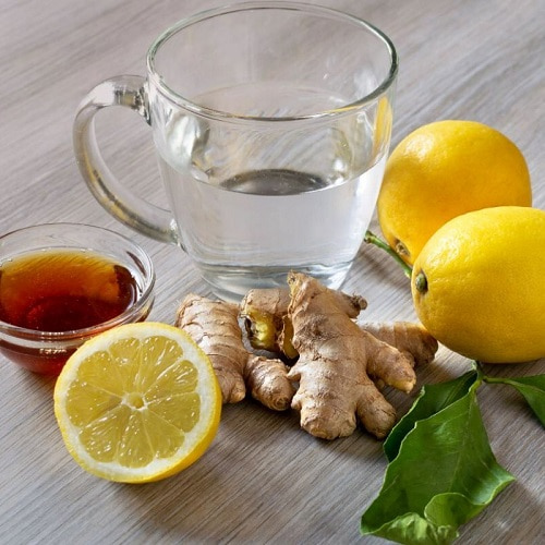 Cách trị viêm amidan tại nhà bằng trà gừng hiệu quả