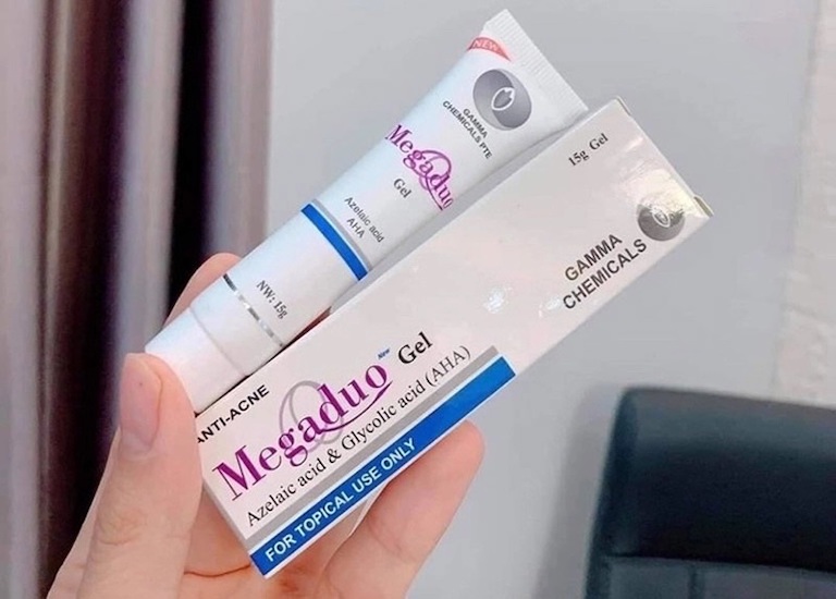 Megaduo Gel là một loại thuốc đặc trị mụn được bác sĩ da liễu khuyên dùng