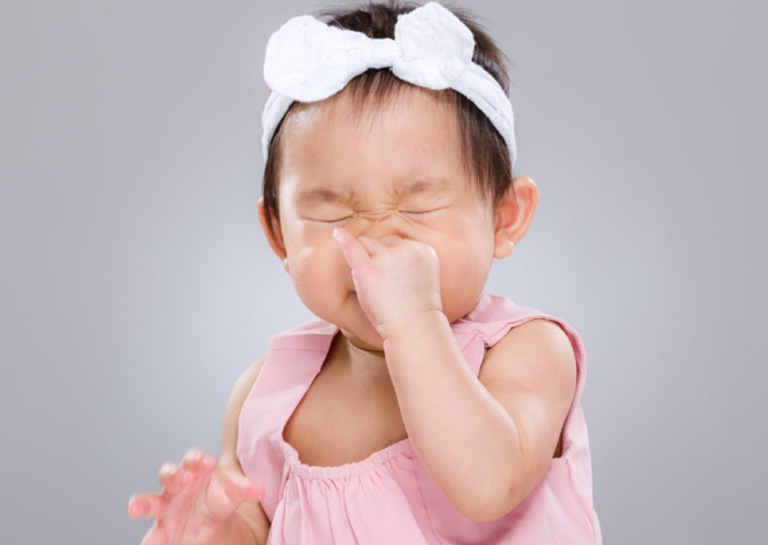 Viêm mũi họng cấp ở trẻ sơ sinh