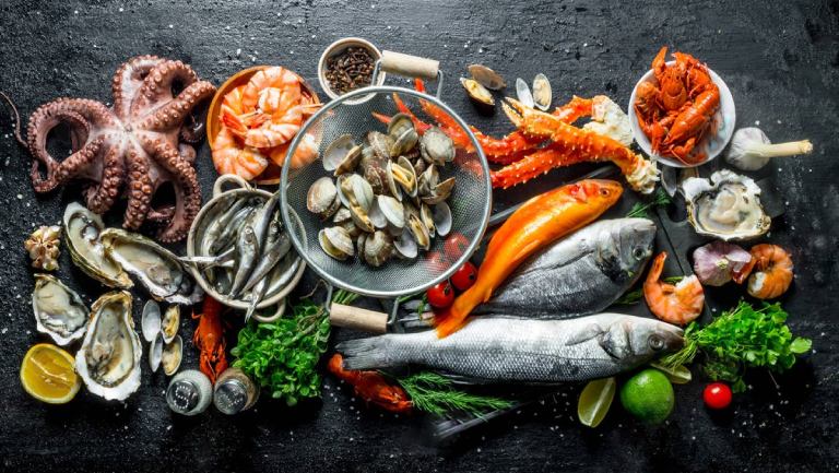 Ăn hải sản khi bị viêm amidan có tốt hay không?
