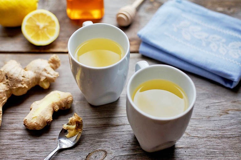 Uống trà gừng giúp giảm viêm và tăng đào thải dịch nhầy tích tụ trong hốc xoang