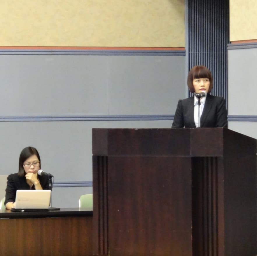 Dr Thái Nguyễn Smile trong báo cáo khoa học tại hội nghị nha chu khu vực Kansai, Nhật Bản