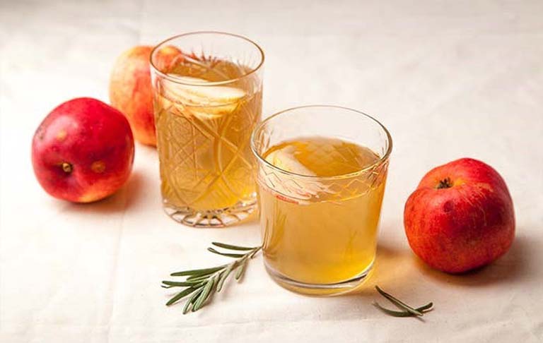 Cách chữa bệnh chàm bìu tại nhà bằng giấm táo